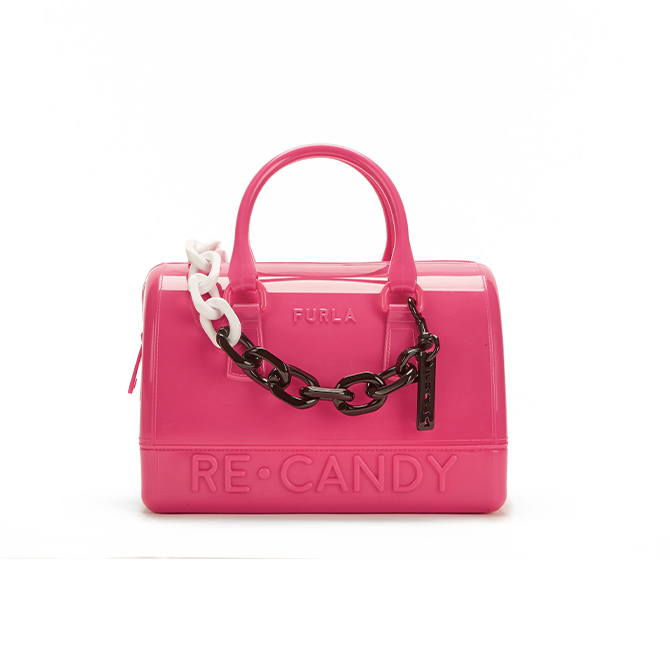 New month, new bags: September '21 edition—from Louis Vuitton, Burberry, Loewe and more (фото 44)
