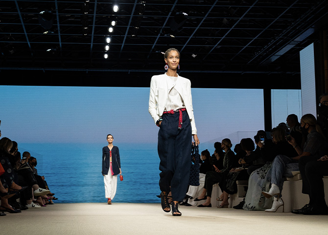 Milan Fashion Week Spring/Summer 2022: Prada, Fendi, Jimmy Choo and more (фото 93)