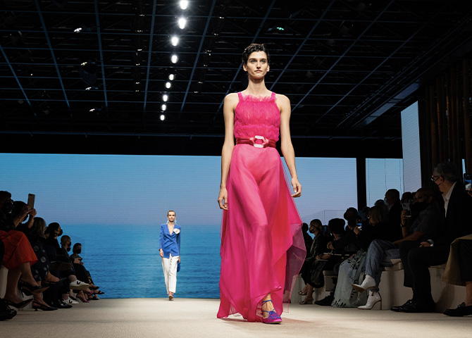 Milan Fashion Week Spring/Summer 2022: Prada, Fendi, Jimmy Choo and more (фото 99)