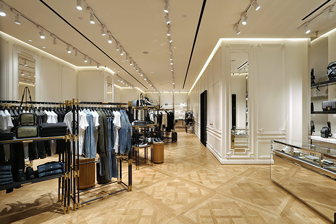 Balmain has opened its first Malaysian flagship store in KL (фото 3)