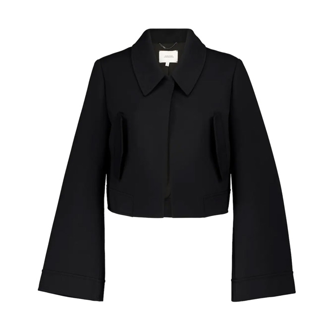 BURO Does Basics: 5 ways to style a blazer, according to local model Roanne Woo (фото 3)