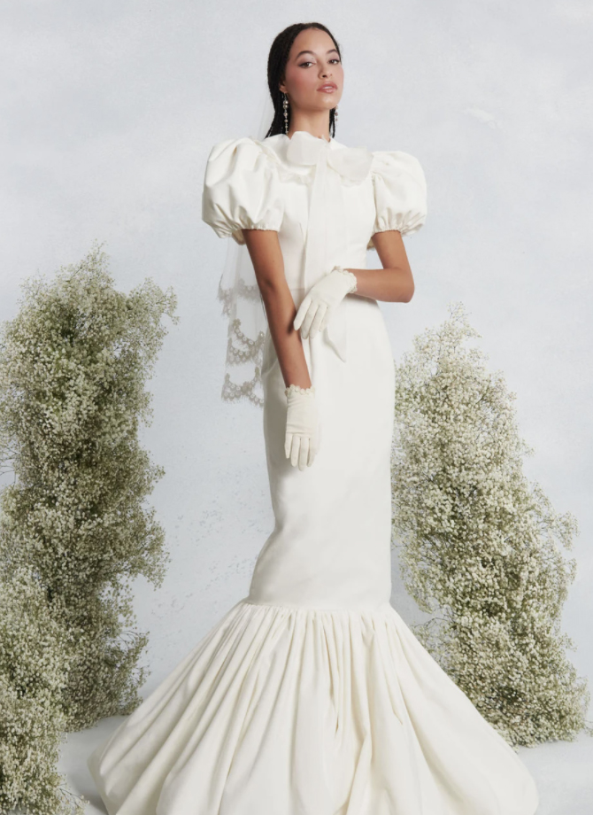 Corsets, cut-outs and gloves: The top bridal trends that'll rule weddings in 2022 (фото 25)