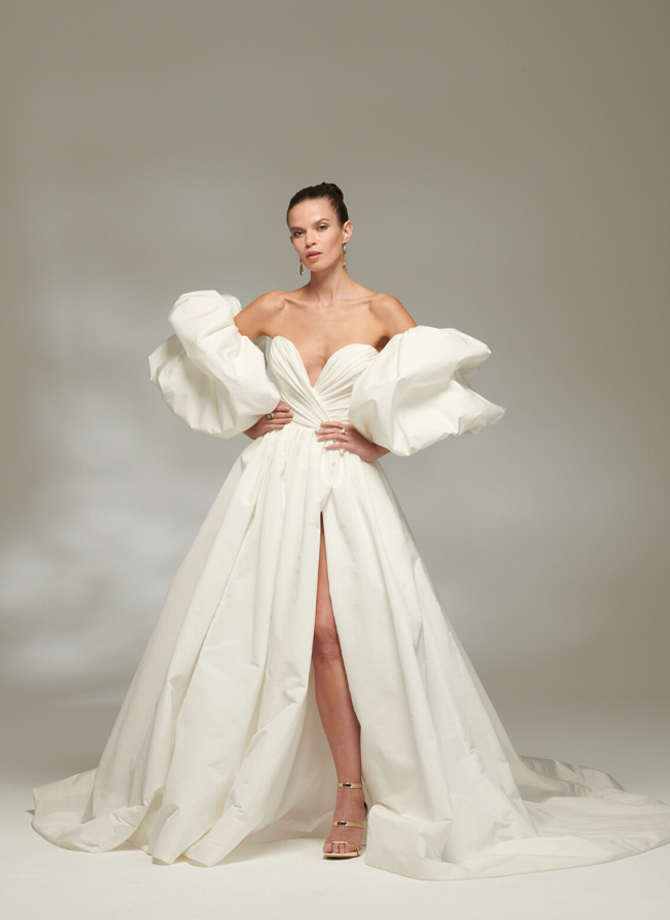 Corsets, cut-outs and gloves: The top bridal trends that'll rule weddings in 2022 (фото 14)