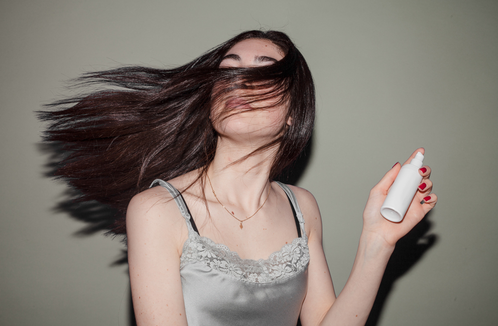 This is the real reason why you need hair oil in your routine (фото 1)