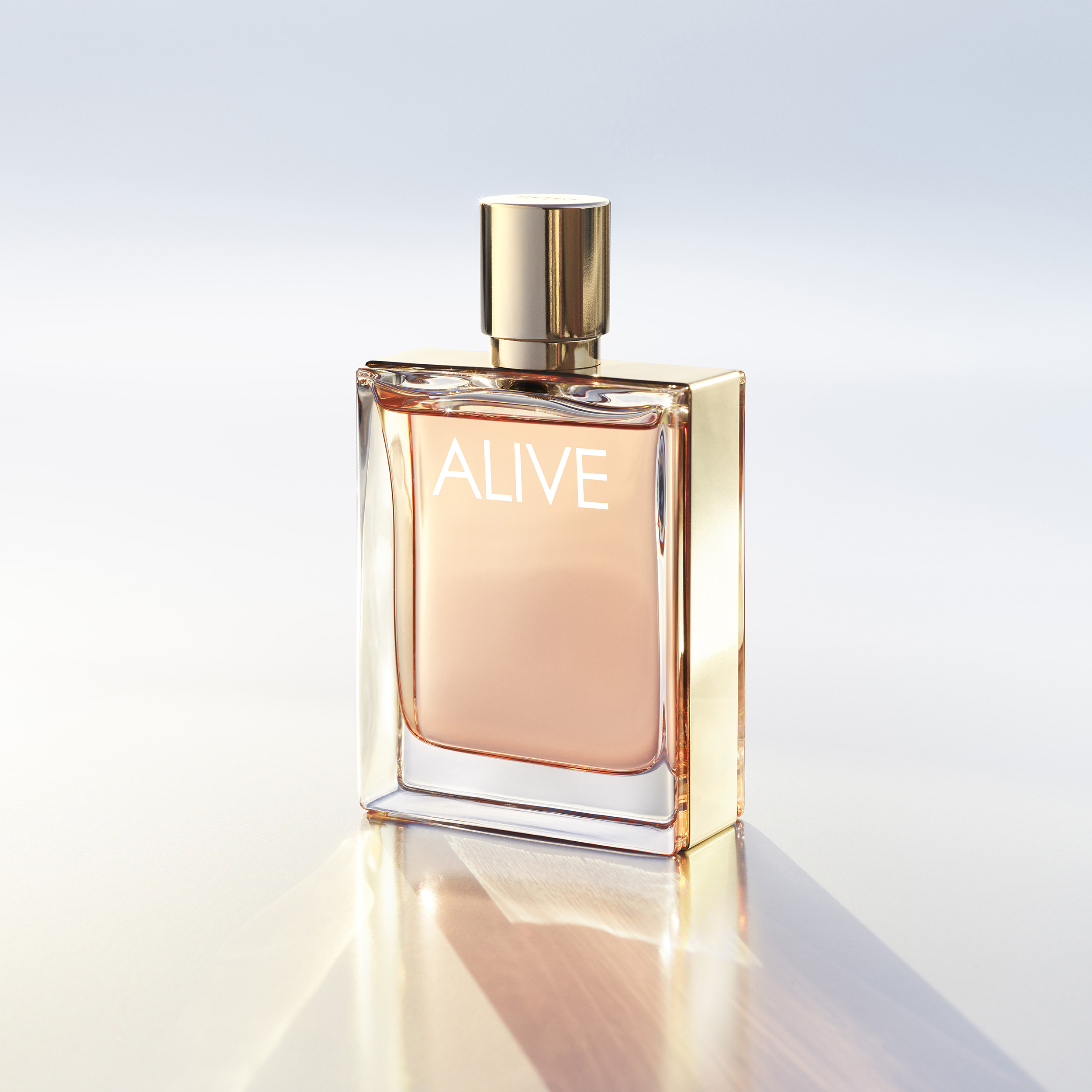 Signature scent: 5 Exciting new fragrances for him and her (фото 5)