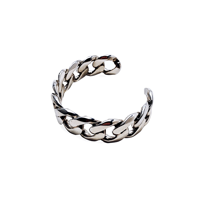 Diamonds are a man's best friend...? Here are 9 stylish men's jewellery brands to up your bling game (фото 13)