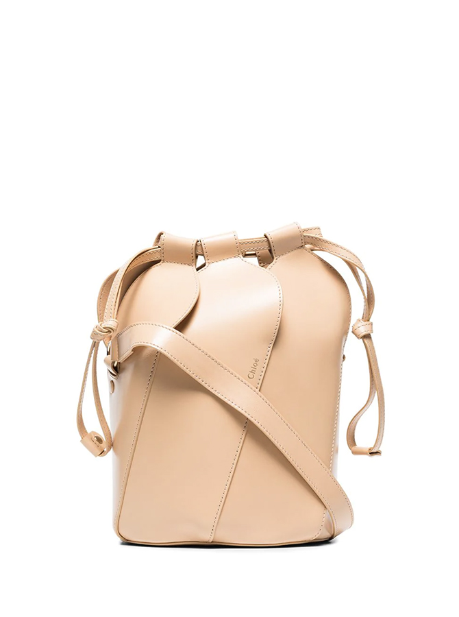 Bucket list: Why the fun yet practical bucket bag is the must-have of the season (фото 4)