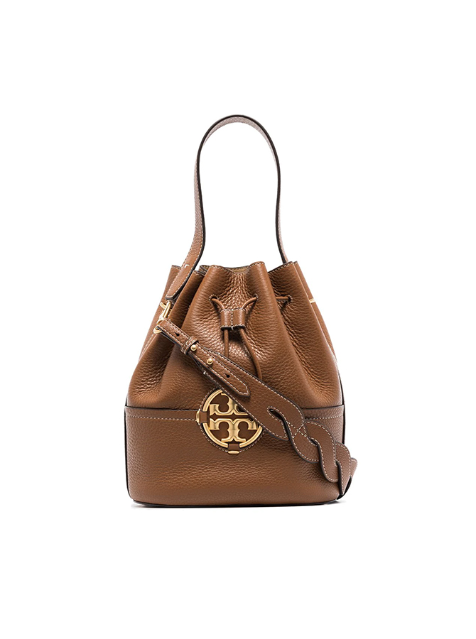 Bucket list: Why the fun yet practical bucket bag is the must-have of the season (фото 8)