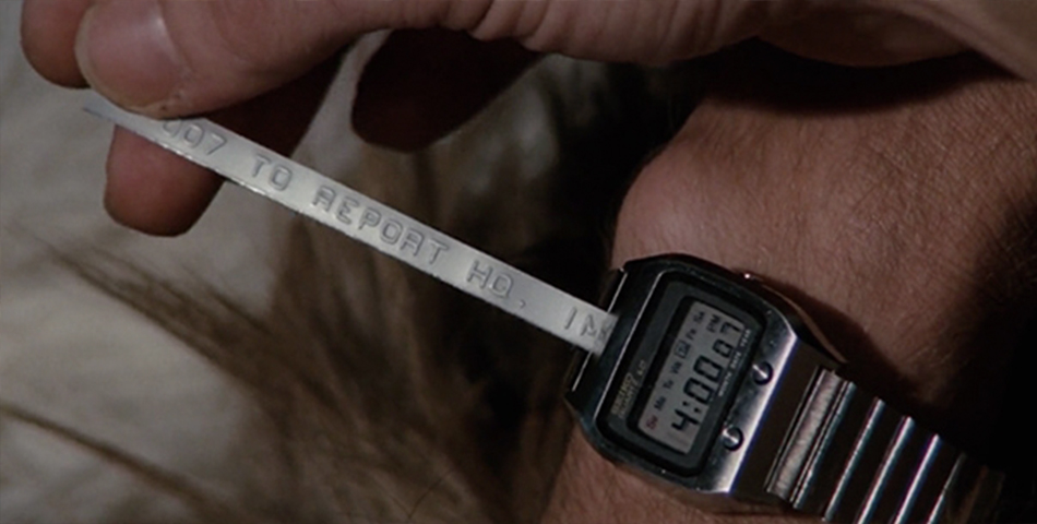 007 Diamonds To Die For: The most dazzling watches and jewellery seen in the Bond films (фото 3)