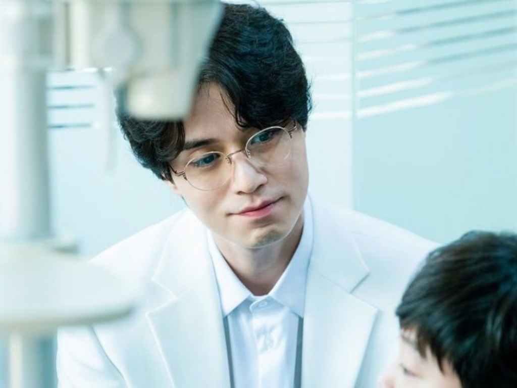 Lee Dong Wook: 5 of the actor's best K-drama characters (фото 5)