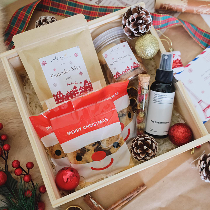 Holiday 2021: A food and drinks gift guide to eat, drink, and be merry this Christmas (фото 24)
