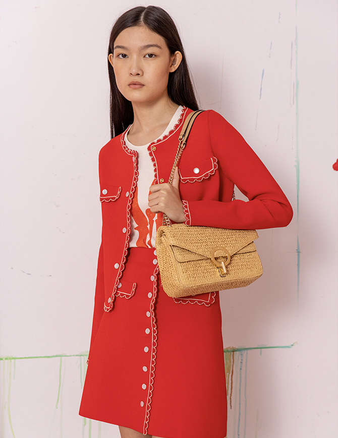 11 Striking luxury brand capsule collections to usher in the year of the Tiger (фото 49)