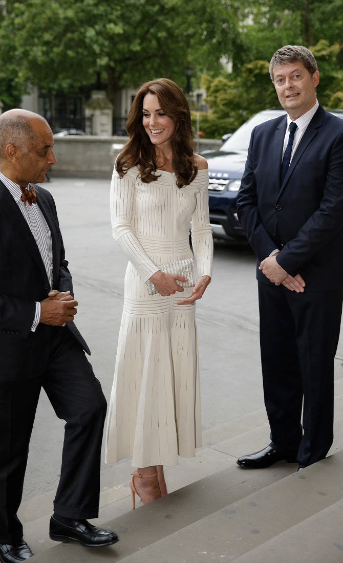 Kate at 40: The Duchess of Cambridge's most defining fashion moments (фото 11)