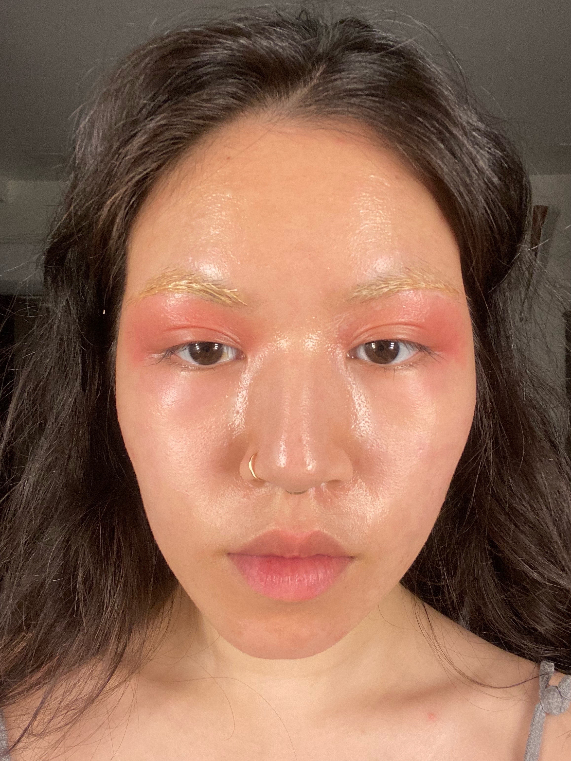 Thanks, I hate it: I finally bleached my brows and everything has gone wrong (фото 7)