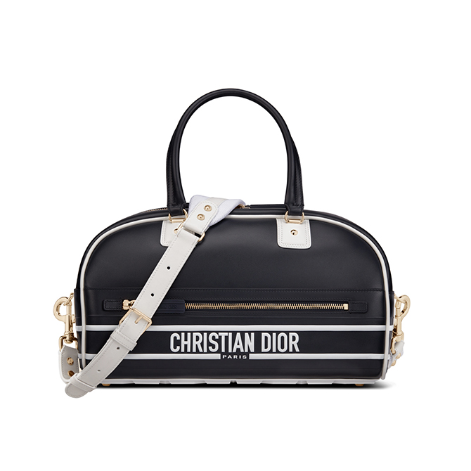New month, new bags: January '22 edition––from Dior, Loewe, and more (фото 8)