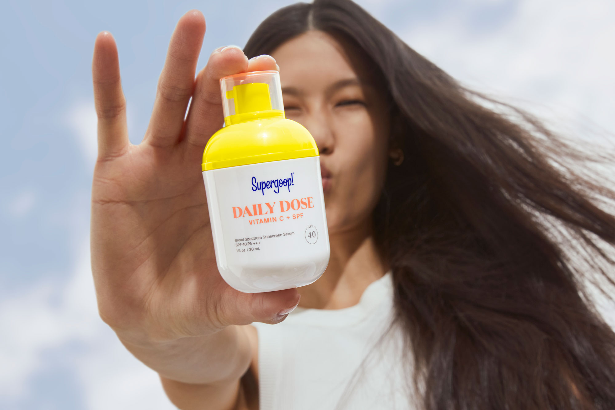 Supergoop!’s latest launch is the first Vitamin C serum of its kind (фото 1)