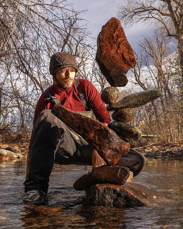 8 Environmental artists who are advocating for social change with their intriguing art (фото 33)