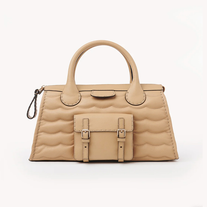 New month, new bags: April '22 edition––from Dior, Saint Laurent, Loewe and more (фото 35)