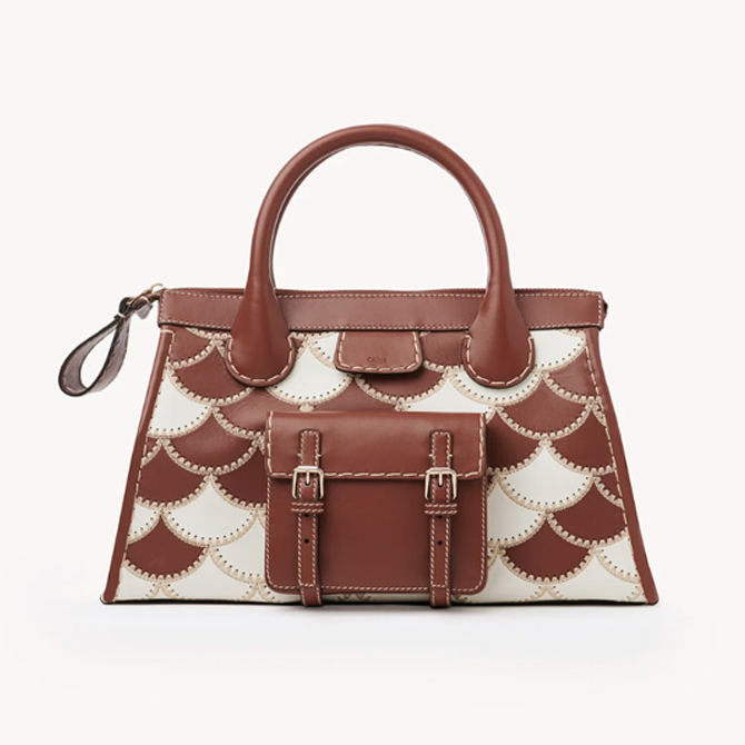 New month, new bags: April '22 edition––from Dior, Saint Laurent, Loewe and more (фото 34)