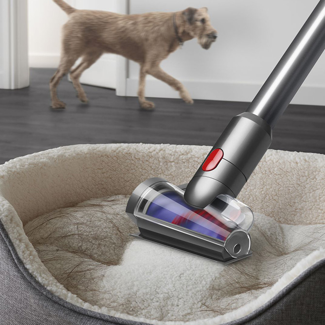 Dyson V12 Detect Slim: The vacuum with laser detect technology for OCD people (like me) (фото 3)