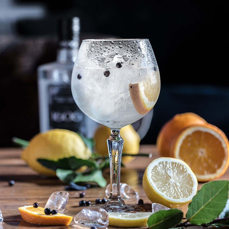 BURO Bar Lingo: A beginner’s guide to gin—how it’s made and the types to know of (фото 1)