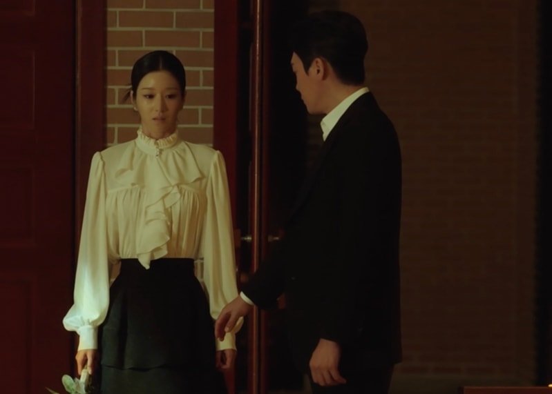 Style ID: All the luxury designer brands donned by Seo Ye-Ji in ‘Eve’ (фото 117)
