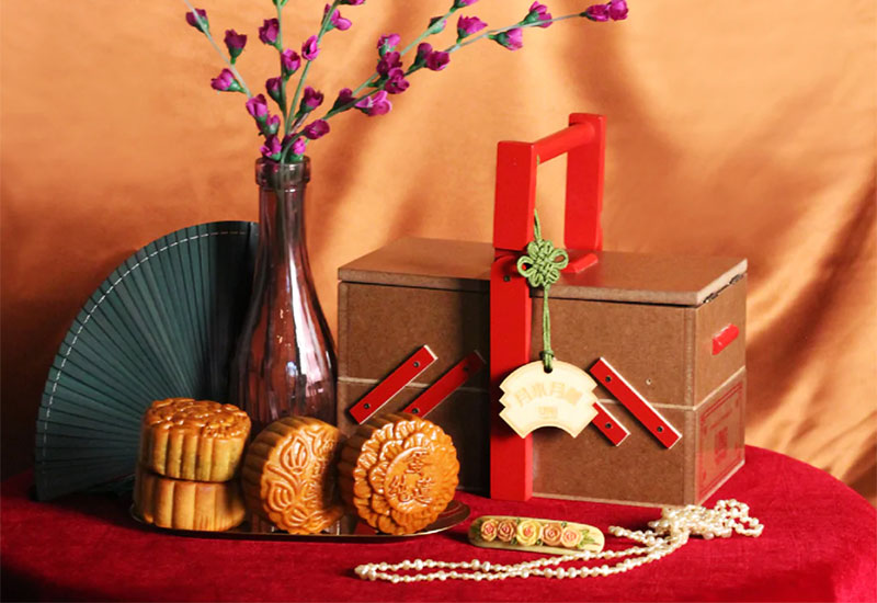 Mid-Autumn Festival 2022: Your ultimate guide to the prettiest mooncake boxes in KL (фото 25)