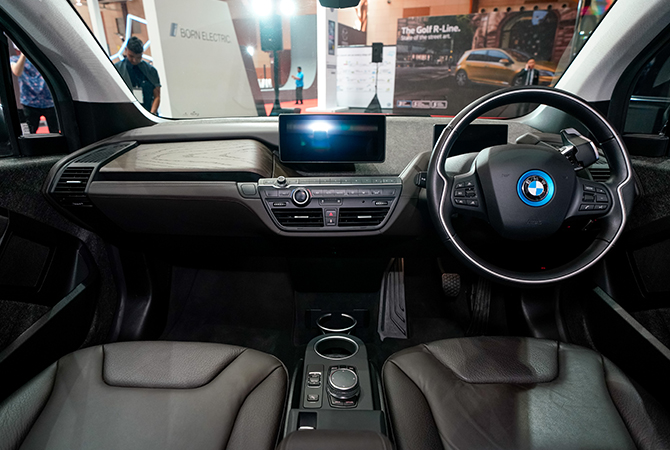 BMW i3s to launch in Malaysia in July 2019: Why it's unlike other cars (фото 3)