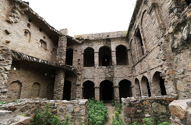 Bhangarh Fort haunted