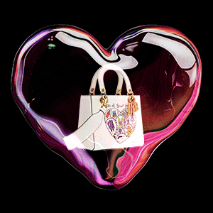 Valentine’s 2018: 14 Stylish heart-shaped gifts for her Valentine’s 2018: 14 Stylish heart-shaped gifts for her