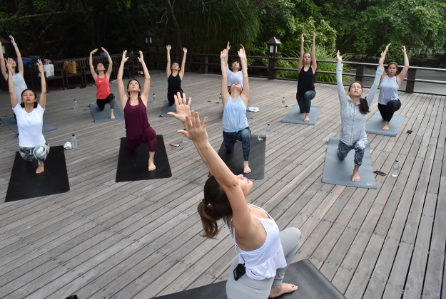 #FitnessFriday: Yoga by the beach at Pangkor Laut Resort (фото 1)
