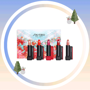 This holiday lip kit with 5 lustrous shades is all you need for a perfect pout This holiday lip kit with 5 lustrous shades is all you need for a perfect pout