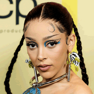 Billboard Music Awards 2021: All the beauty trends we spotted from the evening Billboard Music Awards 2021: All the beauty trends we spotted from the evening