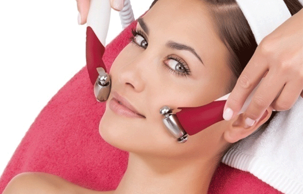 Tried and tested: 'Muscle Stimulation' facial is a thing (фото 3)