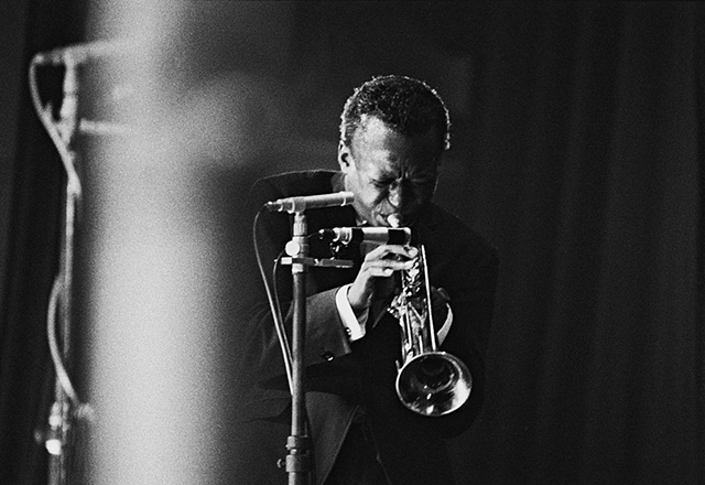 Montblanc celebrates a pioneer of 20th-century jazz music — Miles Davis (фото 1)