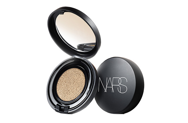 These 3 cushion compacts will leave your skin with an enviable glow (фото 1)