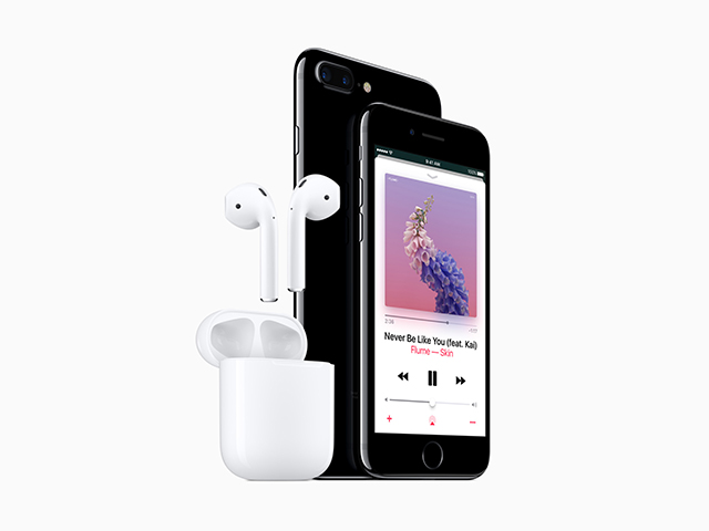 apple iphone 7 airpods