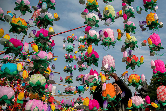 How does the world celebrate Chinese New Year? | Buro 24/7 MALAYSIA