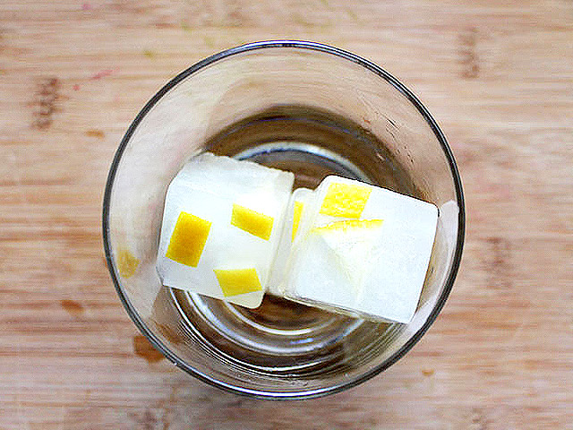 honey lemon ice cubes