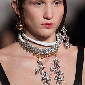 LFW AW20: Chokers for every type of fashion girl