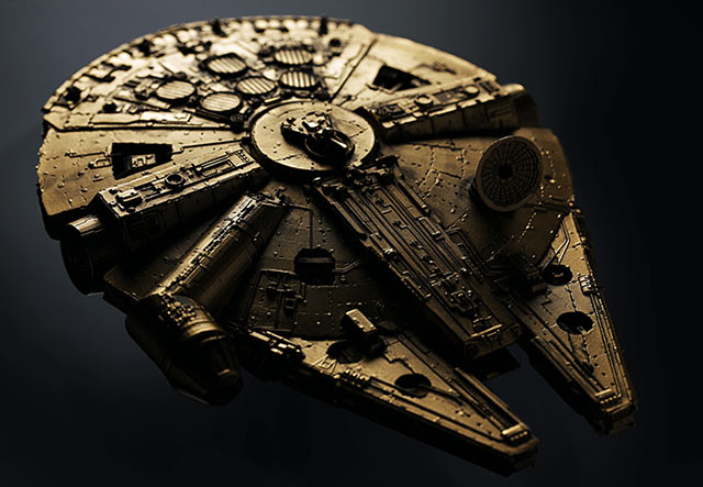 Celebrate May the 4th with a Millennium Falcon of your own (фото 1)