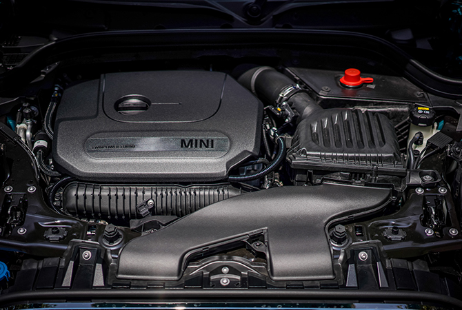 Mini Convertible TwinPower Turbo engine