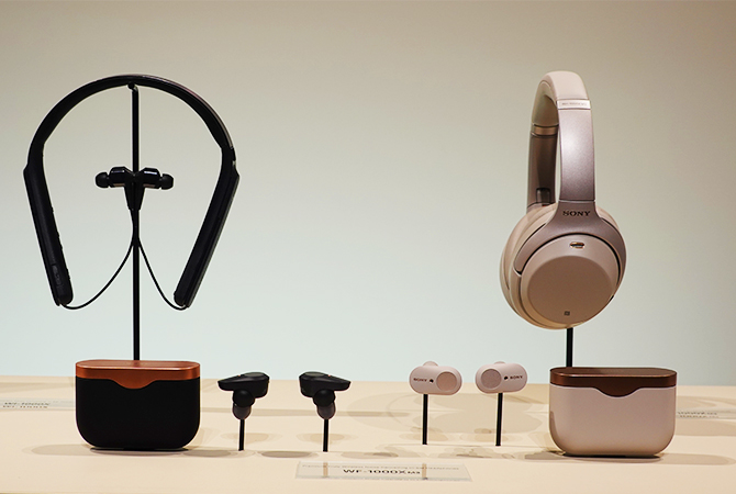 Sony WF-1000XM3 range of headphones