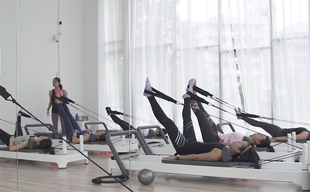 #FitnessFriday: Team tries Reformer Dynamic at The Flow (фото 4)