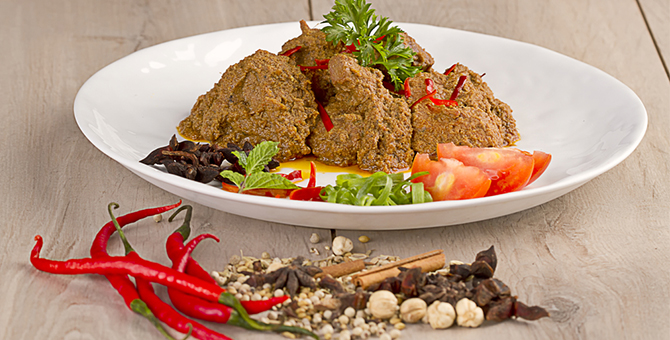 Classic Malay dishes, but make it healthy this Raya—here’s how