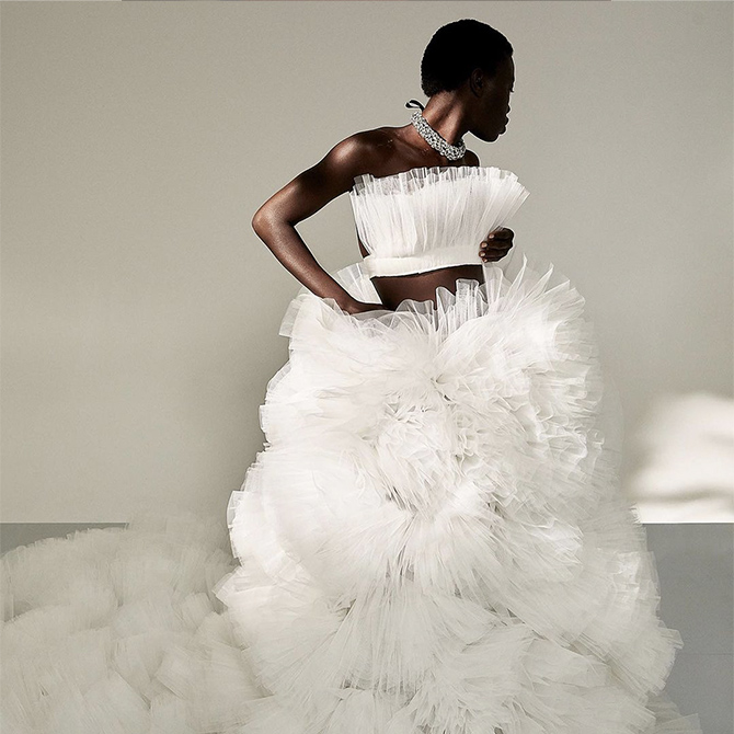 Corsets, cut-outs and gloves: The top bridal trends that’ll rule weddings in 2022