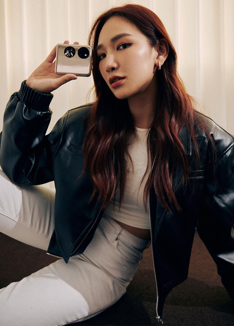5 Standout features that make the Huawei P50 Pocket compact yet powerful