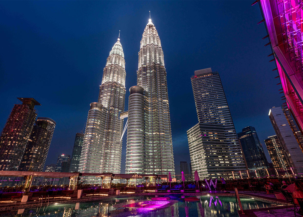 10 Cocktail Bars in KL That Serve Their Drinks With a Side of City Views