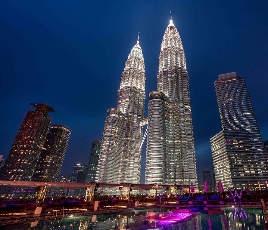 10 Cocktail Bars in KL That Serve Their Drinks With a Side of City Views