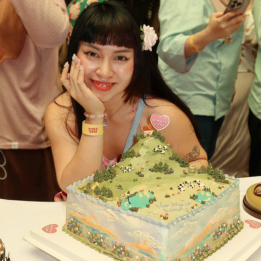 buro malaysia linlin cake shop viral aesthetic baker